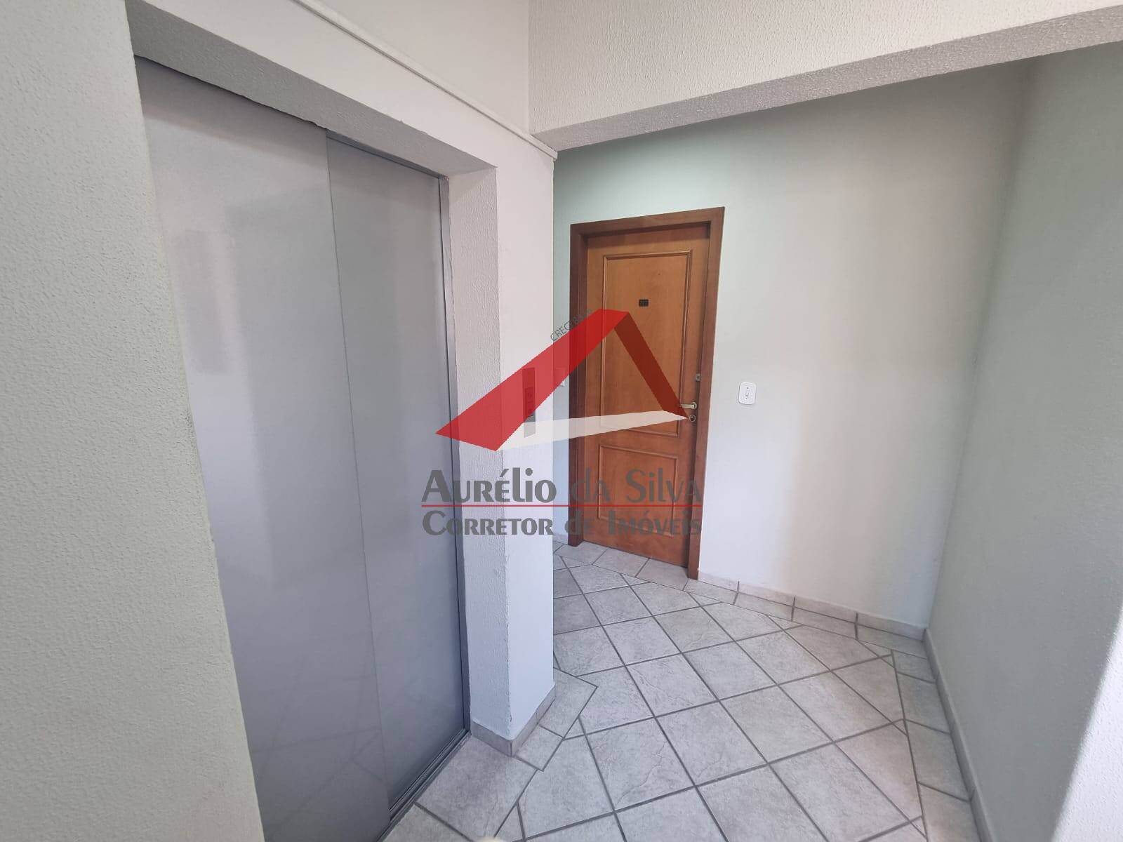 Apartamento à venda com 3 quartos - Foto 5